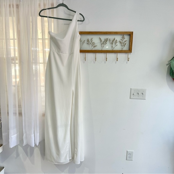 NEW Anthropologie BHLDN Hallie One Shoulder Stretch Crepe Maxi Gown In White - Picture 3 of 6